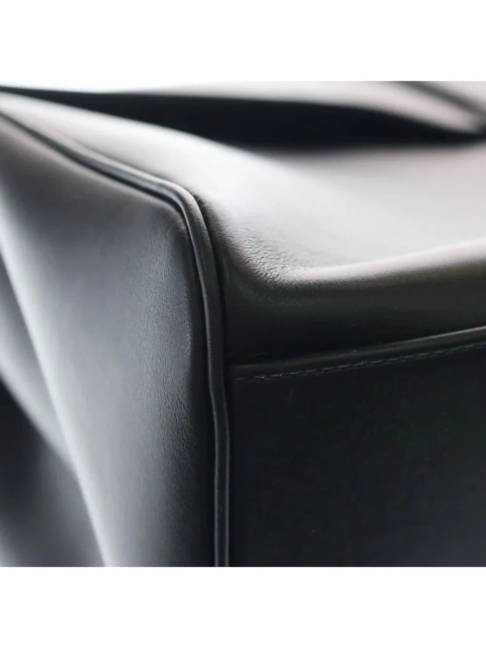 Celine 16 Saise Large Souple Shoulder Bag Leather Black